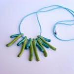 Statement necklace in shade..